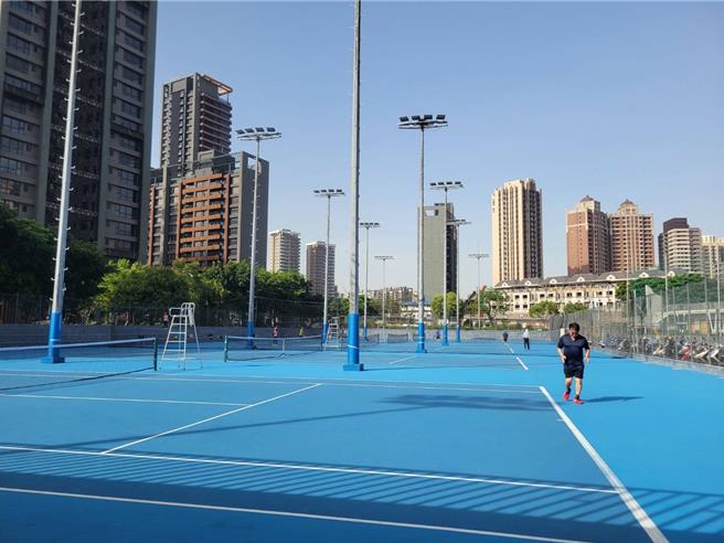 媒体人：南通支云球员罗歆已报名“苏超”南通队选拔