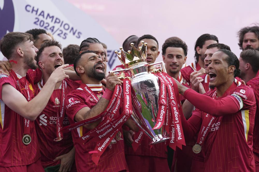 TyC名记：皇马已经告知尼科-帕斯，他们想在冬窗将其回购